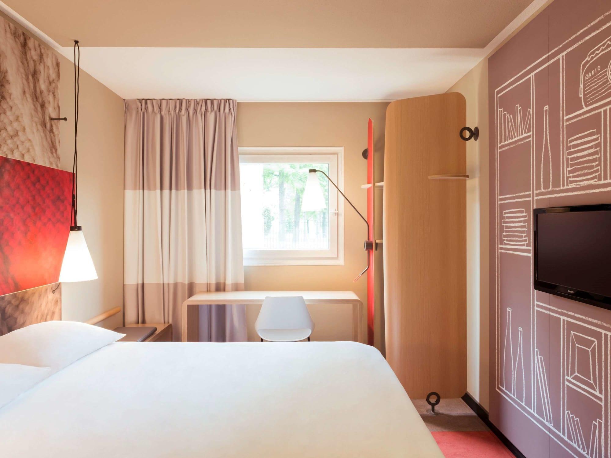 Hotel Ibis Dijon Gare Exterior foto