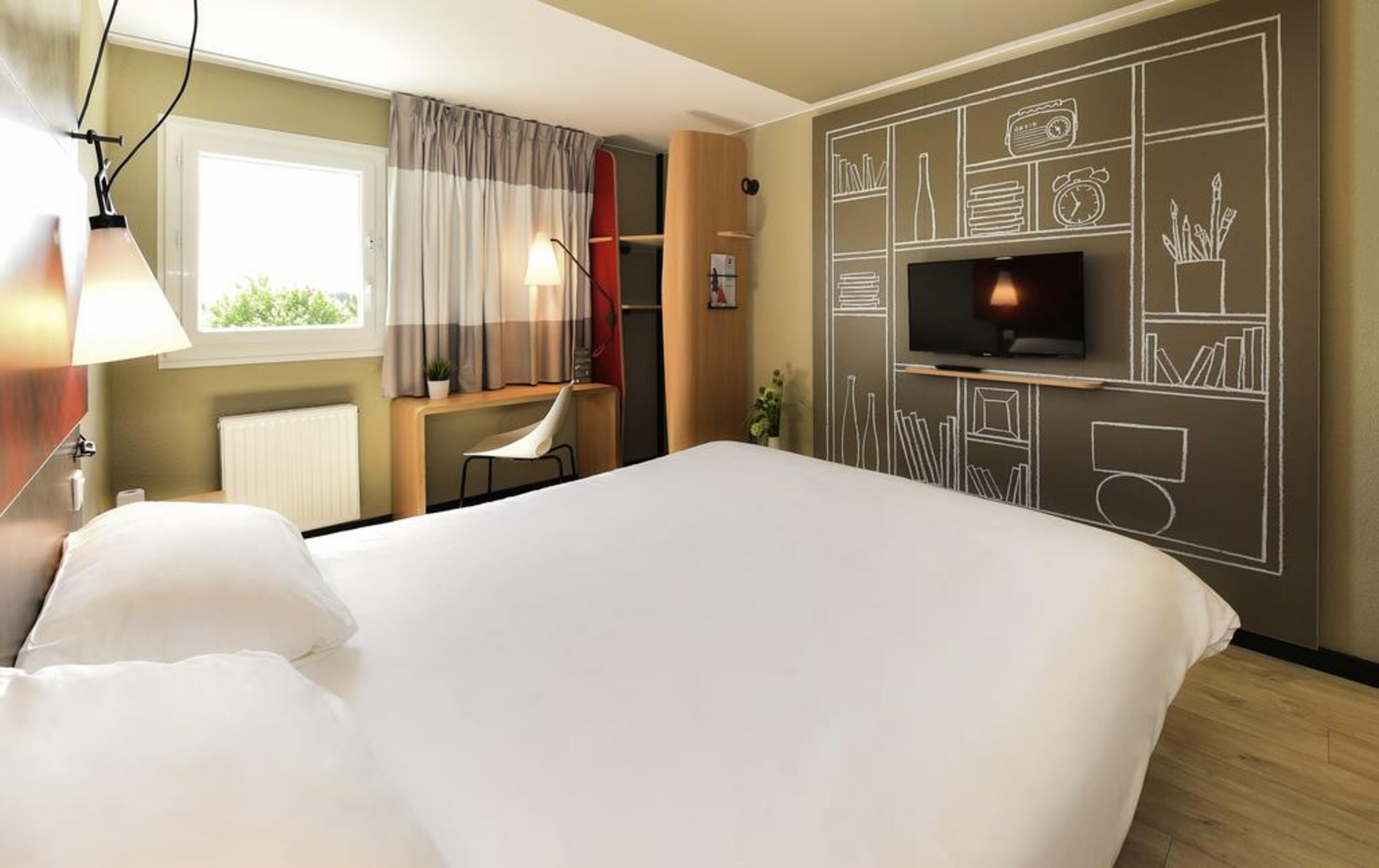 Hotel Ibis Dijon Gare Exterior foto